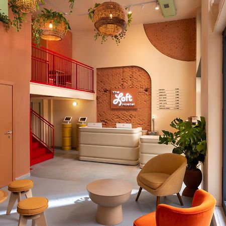 The Loft House Madrid Hostel Bagian luar foto