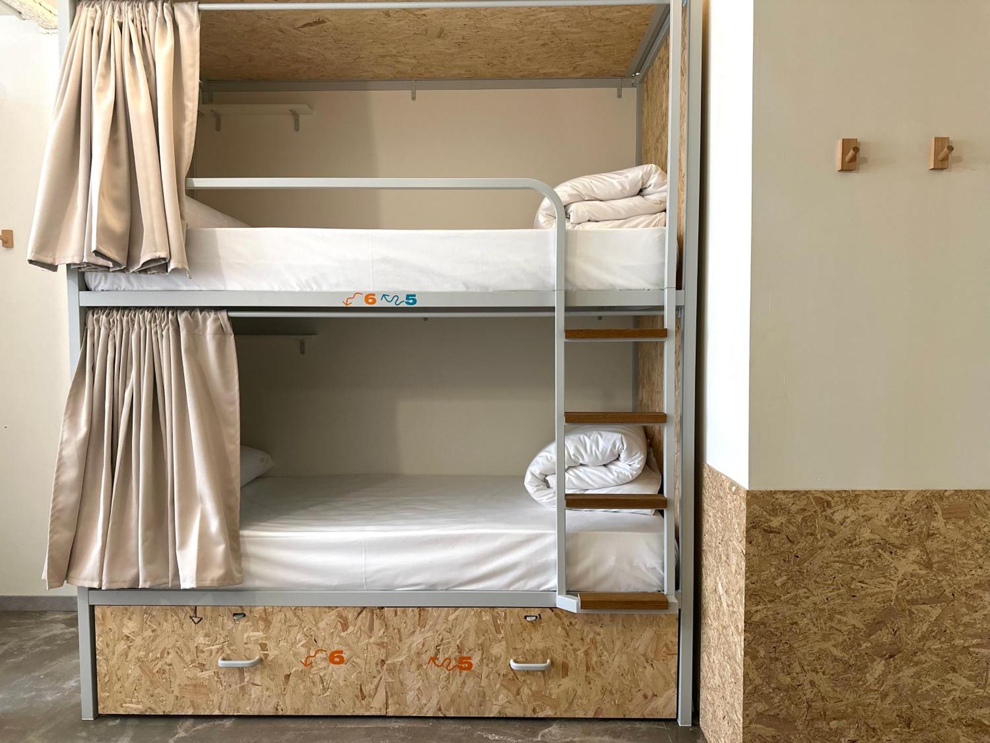 The Loft House Madrid Hostel Bagian luar foto