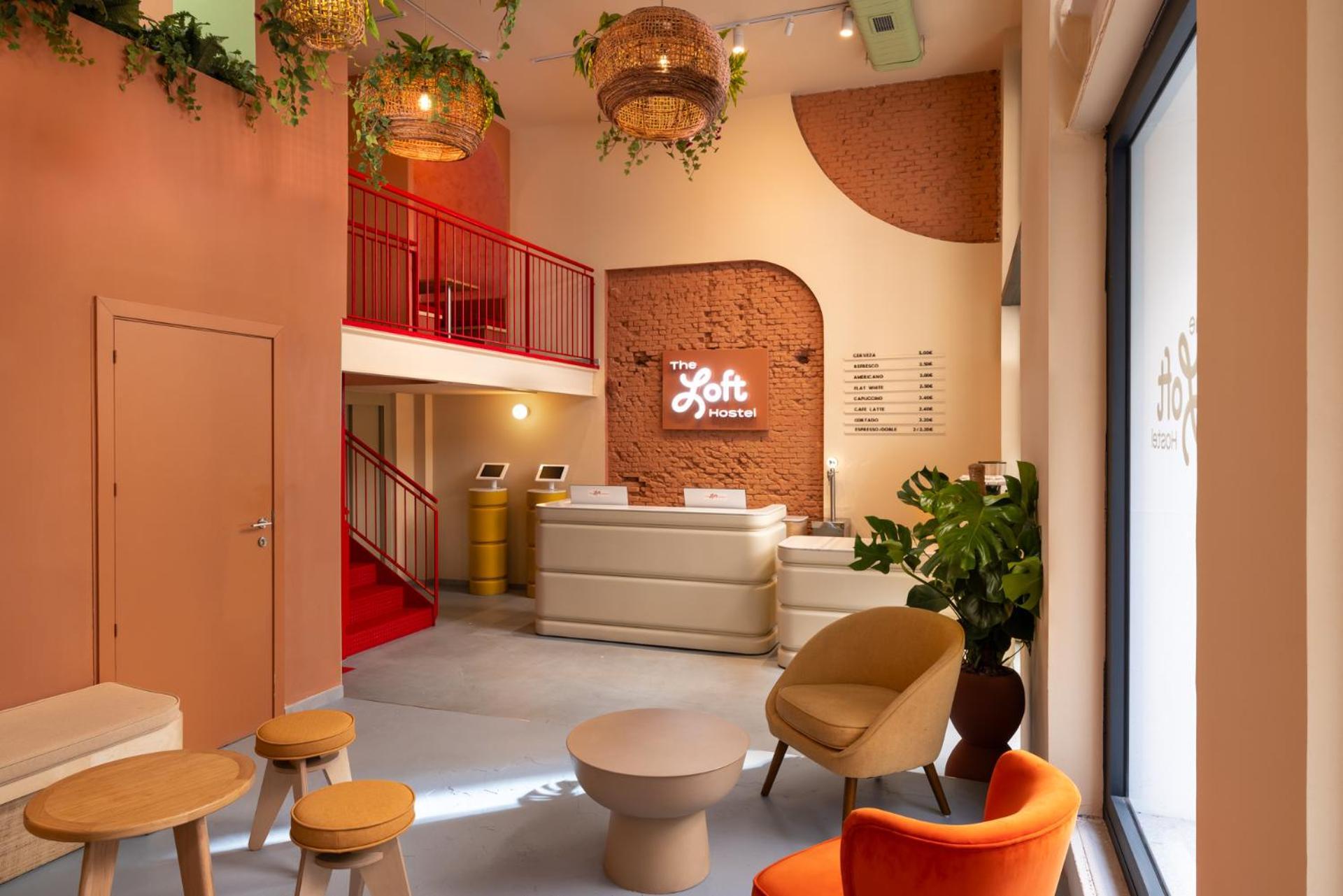 The Loft House Madrid Hostel Bagian luar foto