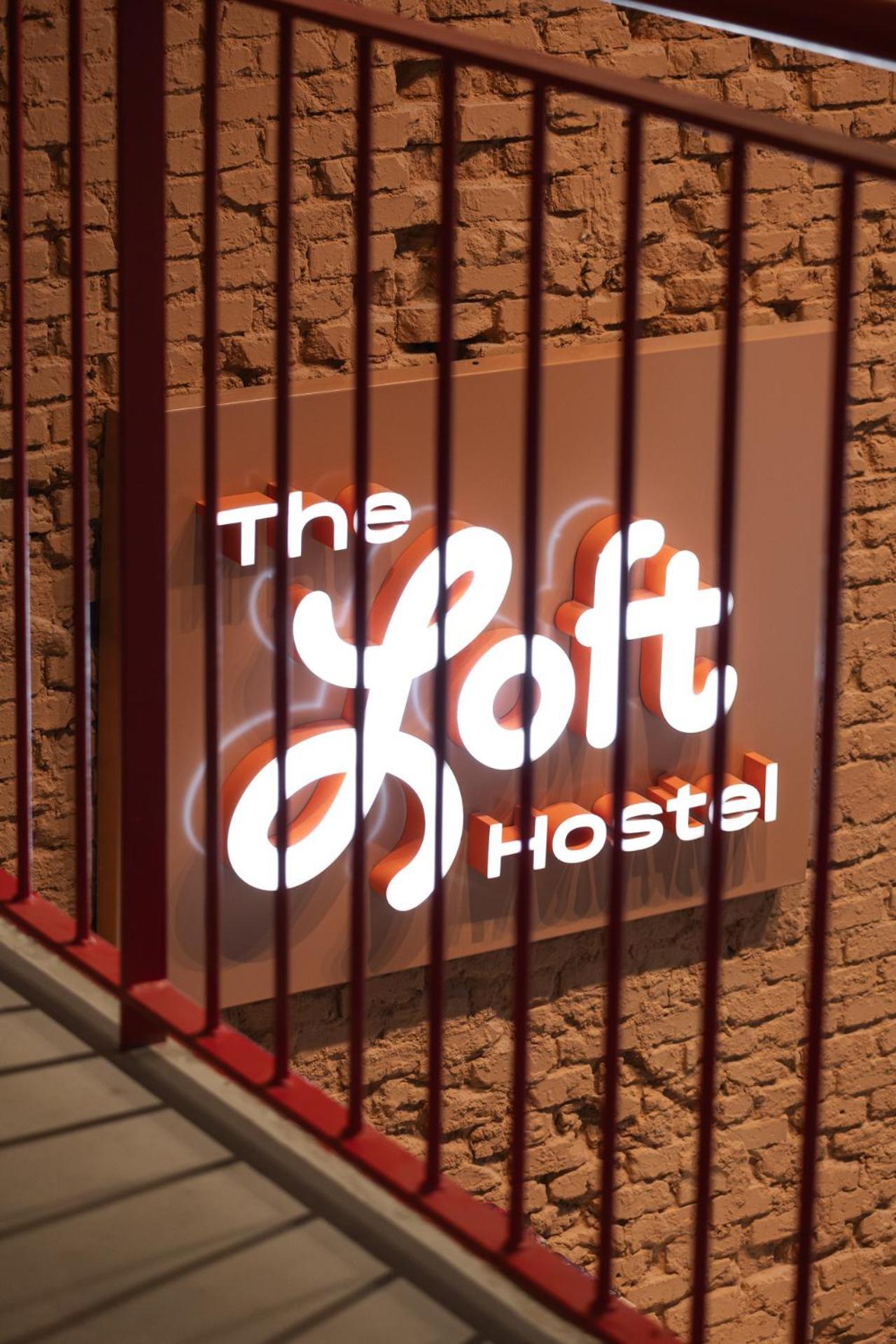 The Loft House Madrid Hostel Bagian luar foto