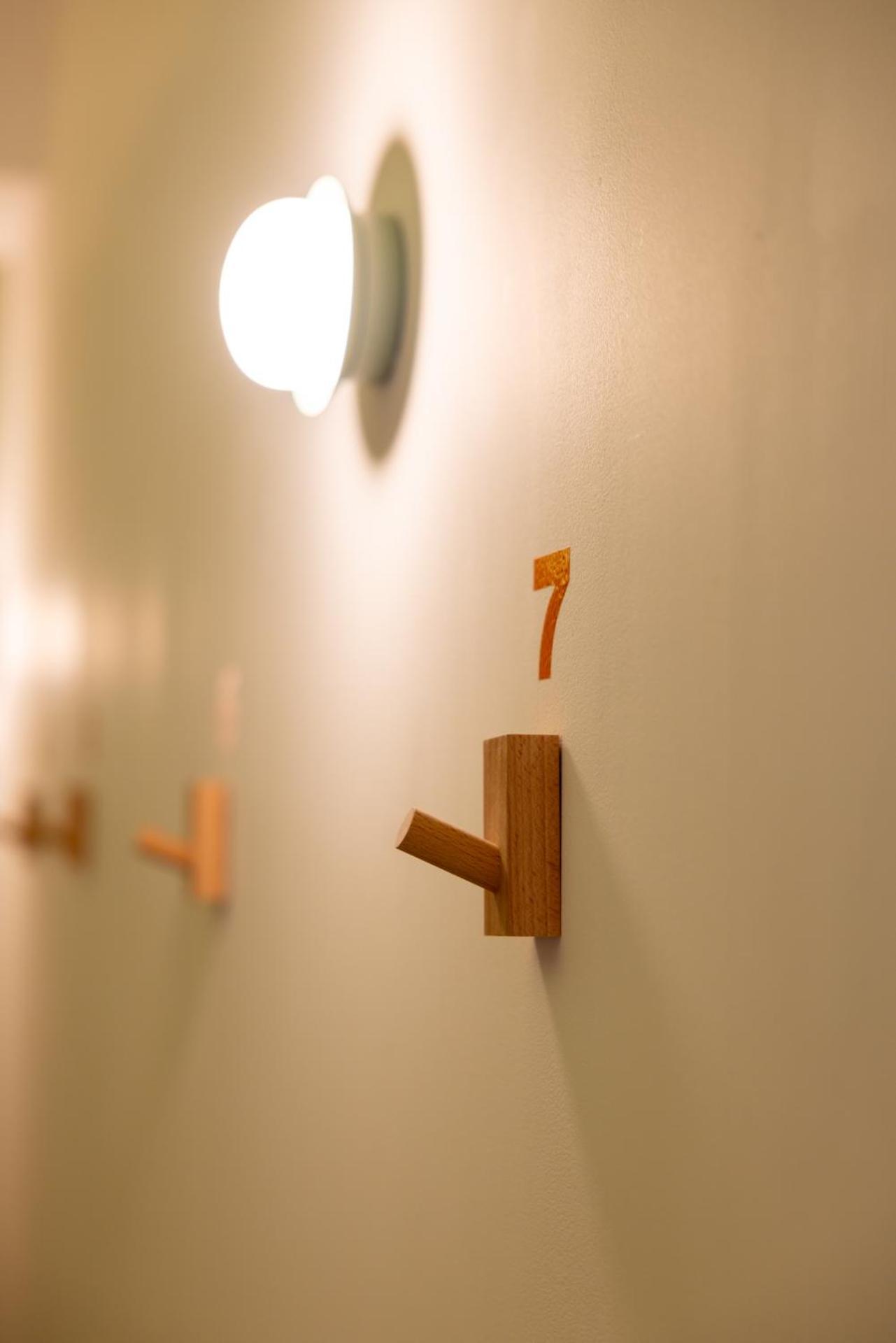 The Loft House Madrid Hostel Bagian luar foto
